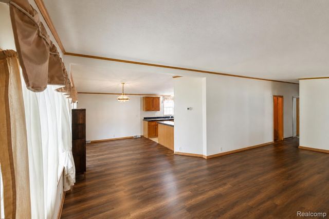 312 Cranberry Beach Boulevard, White Lake Charter Township, MI 48386