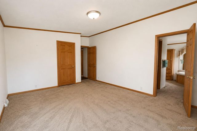 312 Cranberry Beach Boulevard, White Lake Charter Township, MI 48386
