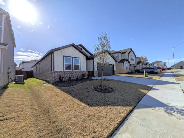 1457 Ranchero Rodeo Road, Fort Worth, TX 76052