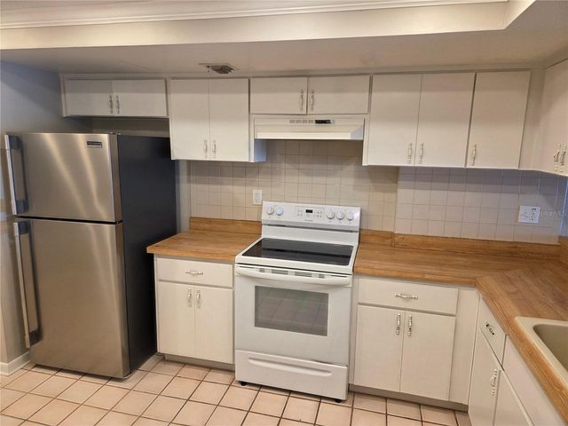 650 ISLAND WAY 202, Clearwater Beach, FL 33767