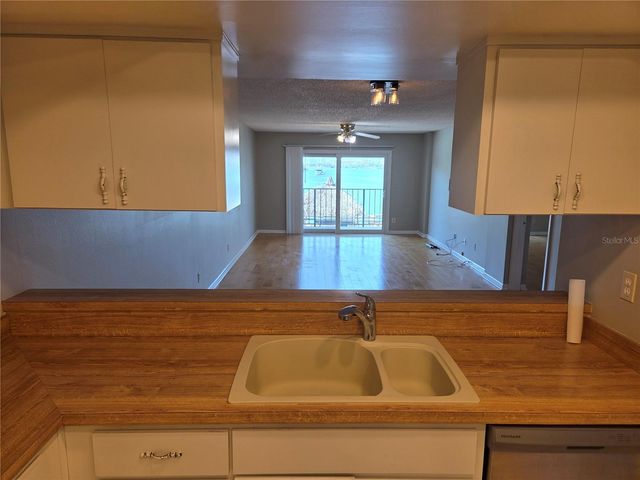 650 ISLAND WAY 202, Clearwater Beach, FL 33767