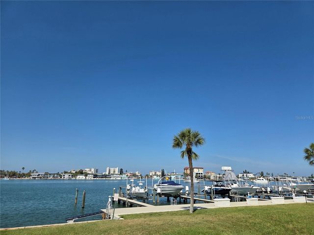 650 ISLAND WAY 202, Clearwater Beach, FL 33767
