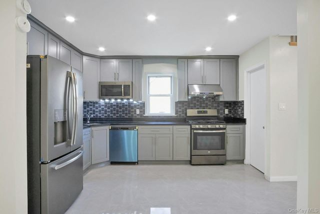 22 Firth Street 22, Cornwall, NY 12518