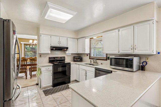 4185 Beaufort DRIVE, Brookfield, WI 53045