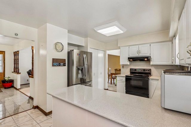 4185 Beaufort DRIVE, Brookfield, WI 53045