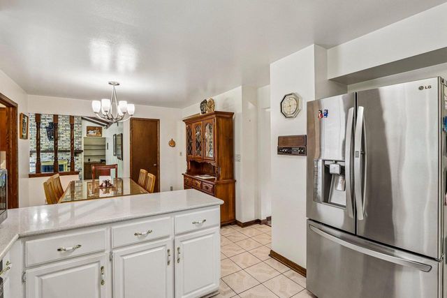 4185 Beaufort DRIVE, Brookfield, WI 53045