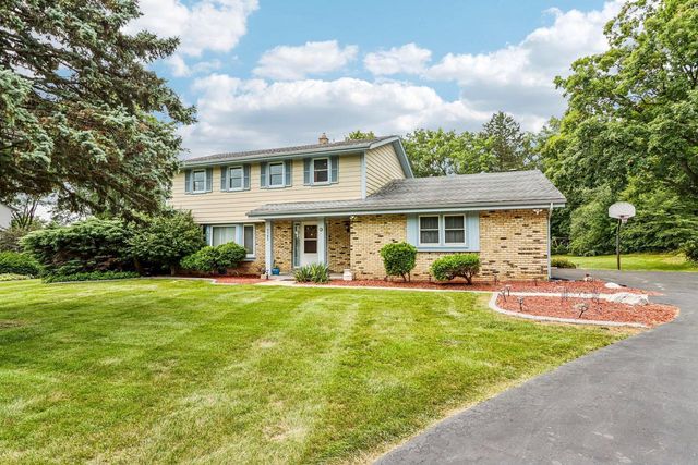 4185 Beaufort DRIVE, Brookfield, WI 53045