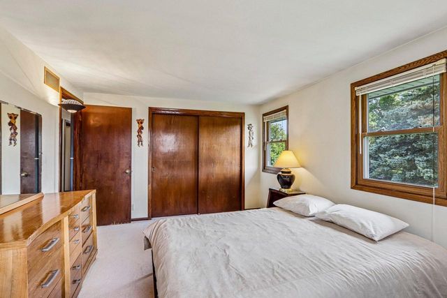 4185 Beaufort DRIVE, Brookfield, WI 53045