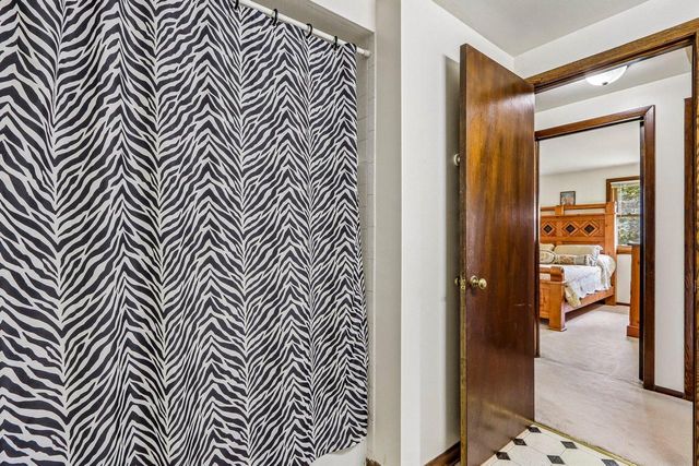 4185 Beaufort DRIVE, Brookfield, WI 53045