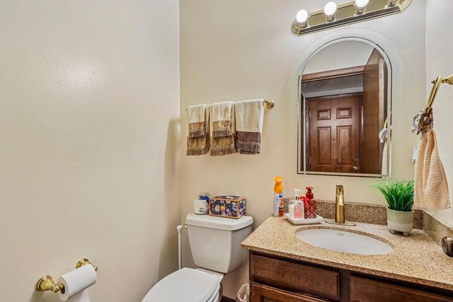4185 Beaufort DRIVE, Brookfield, WI 53045
