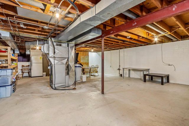 4185 Beaufort DRIVE, Brookfield, WI 53045