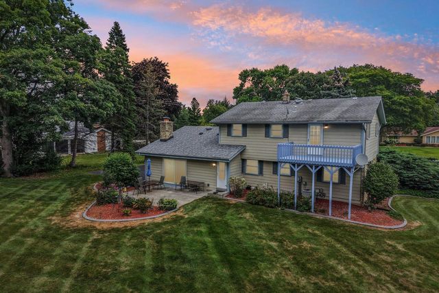 4185 Beaufort DRIVE, Brookfield, WI 53045