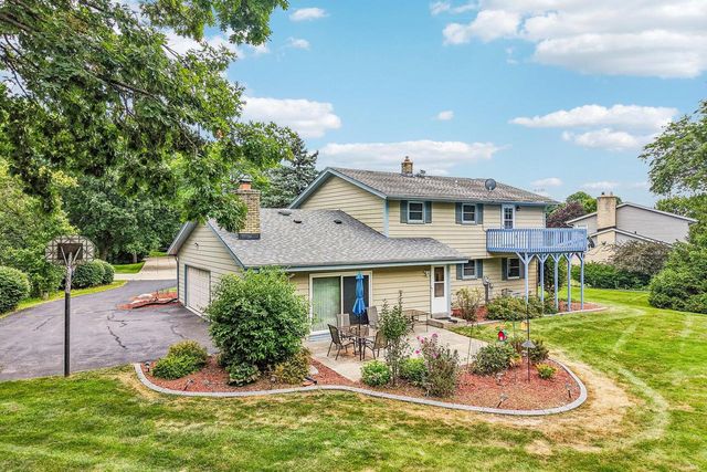 4185 Beaufort DRIVE, Brookfield, WI 53045