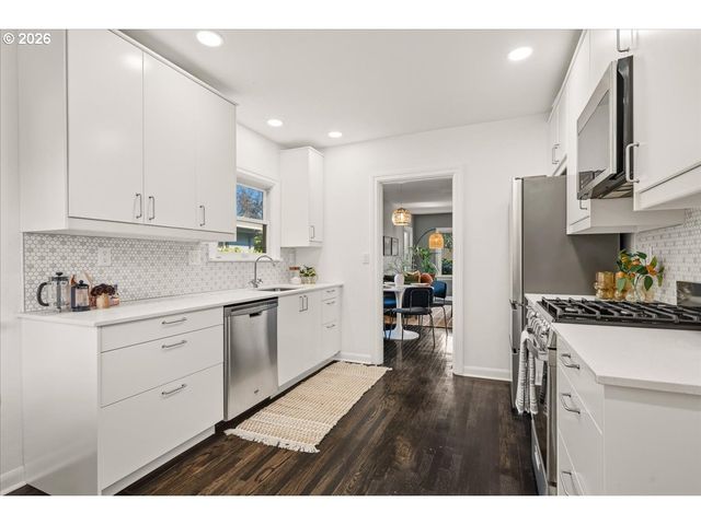 3036 Se PARK Ave, Milwaukie, OR 97222