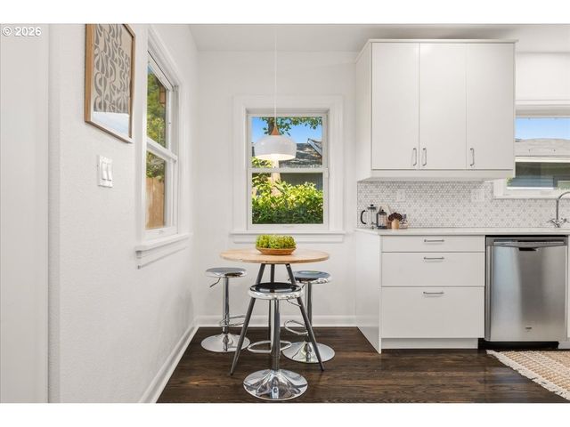 3036 Se PARK Ave, Milwaukie, OR 97222