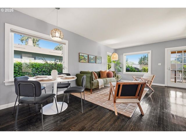 3036 Se PARK Ave, Milwaukie, OR 97222