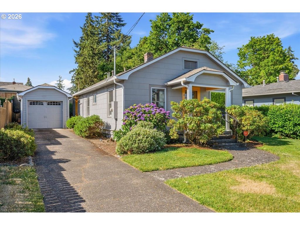 3036 Se PARK Ave, Milwaukie, OR 97222