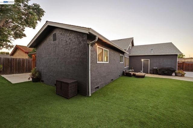 831 Delaware Way, Livermore, CA 94551