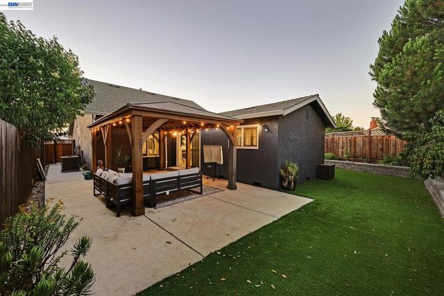 831 Delaware Way, Livermore, CA 94551
