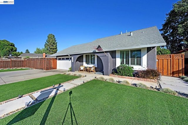 831 Delaware Way, Livermore, CA 94551