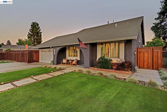 831 Delaware Way, Livermore, CA 94551