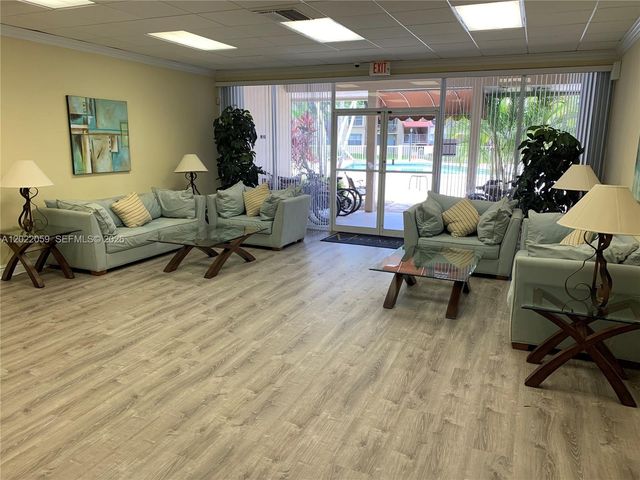 13120 SW 92nd Ave B-222, Miami, FL 33176