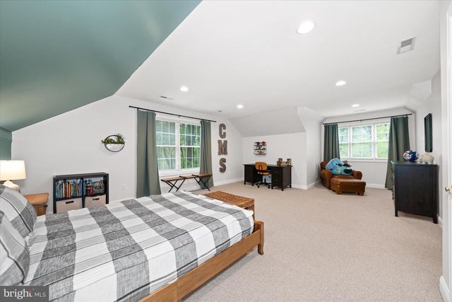 1618 SNUFF MILL RD, Hockessin, DE 19707