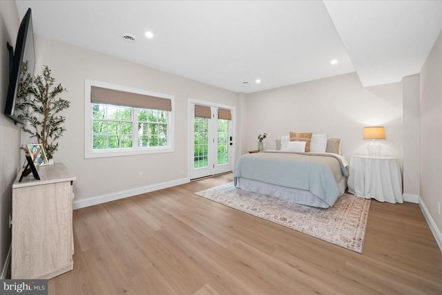 1618 SNUFF MILL RD, Hockessin, DE 19707