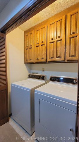 4027 E 82nd Place, Tulsa, OK 74137