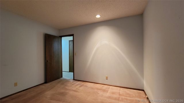 4027 E 82nd Place, Tulsa, OK 74137