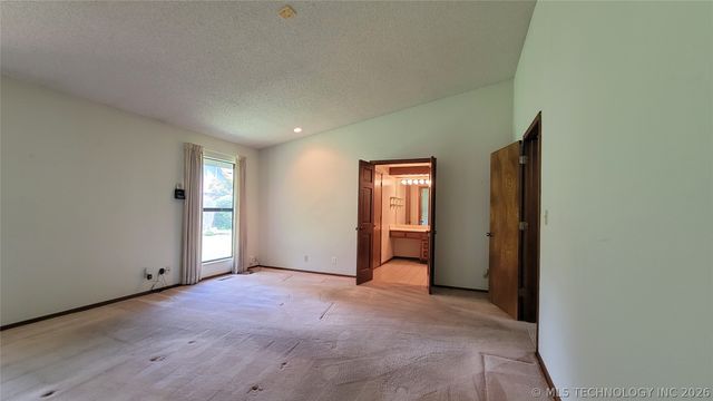 4027 E 82nd Place, Tulsa, OK 74137