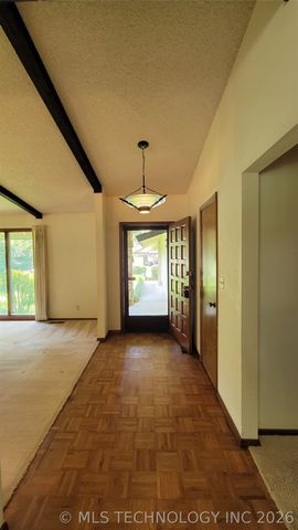 4027 E 82nd Place, Tulsa, OK 74137