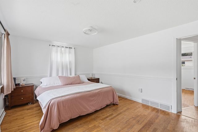 2 Iroquois Road, Nashua, NH 03063