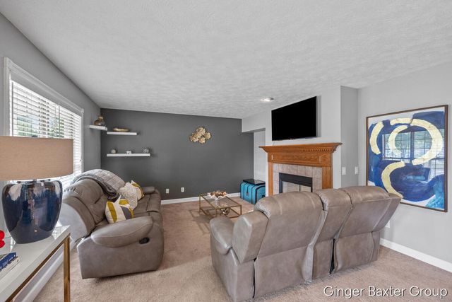9095 Costner Drive SE, Caledonia, MI 49316