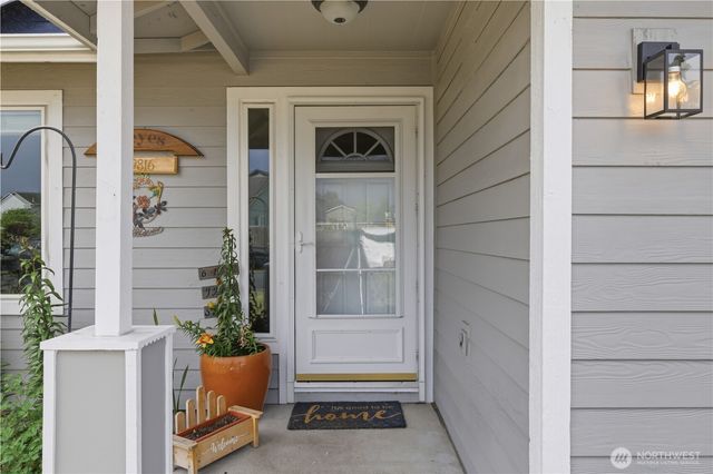 9816 Ramsay Dr SE, Yelm, WA 98597