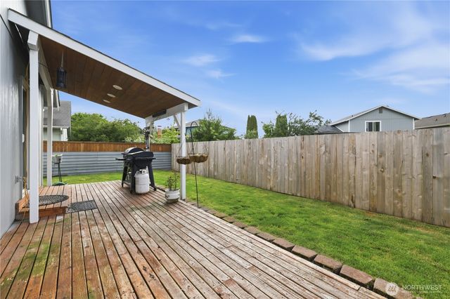 9816 Ramsay Dr SE, Yelm, WA 98597