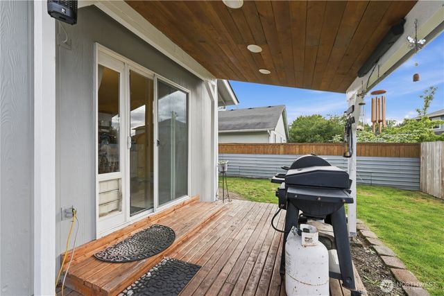 9816 Ramsay Dr SE, Yelm, WA 98597