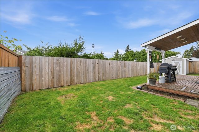9816 Ramsay Dr SE, Yelm, WA 98597
