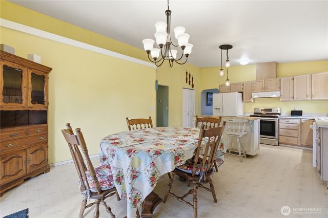 9816 Ramsay Dr SE, Yelm, WA 98597