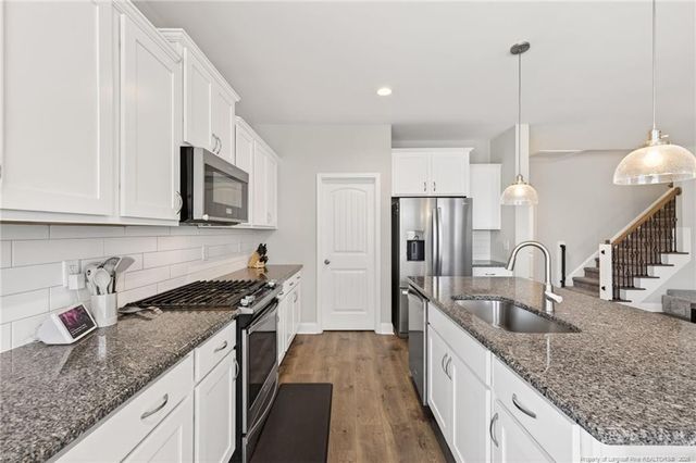 716 Stonebriar Avenue, Raeford, NC 28376