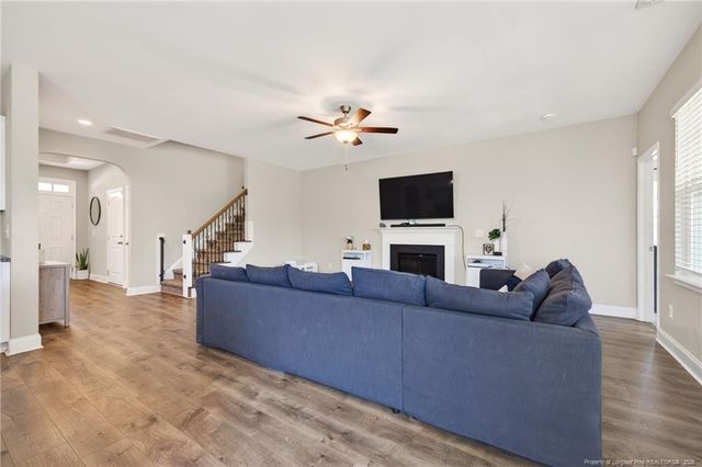 716 Stonebriar Avenue, Raeford, NC 28376