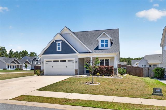 716 Stonebriar Avenue, Raeford, NC 28376