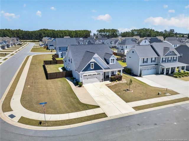 716 Stonebriar Avenue, Raeford, NC 28376