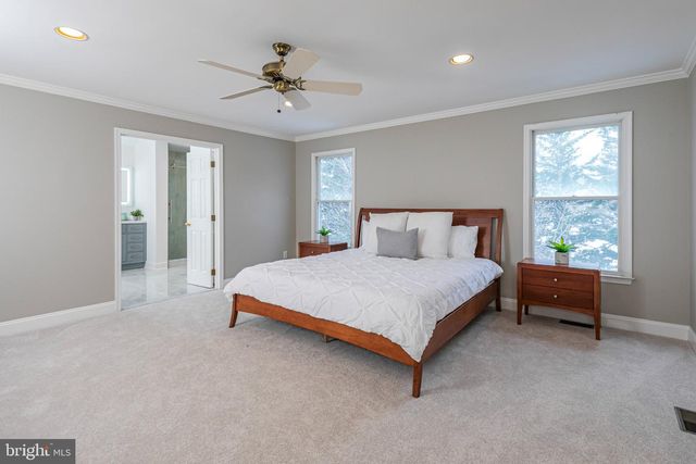 497 CHRISTOPHER DR, Princeton, NJ 08540