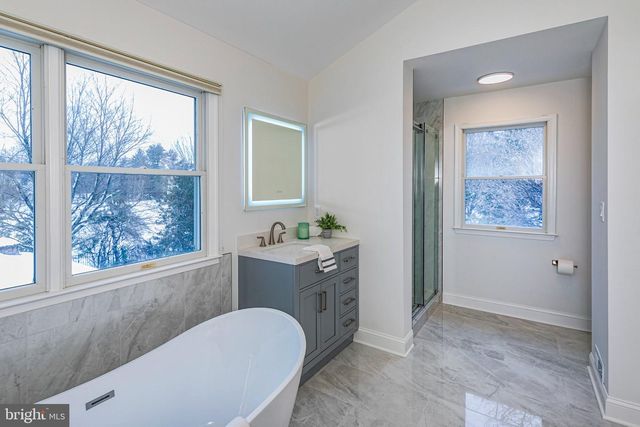 497 CHRISTOPHER DR, Princeton, NJ 08540