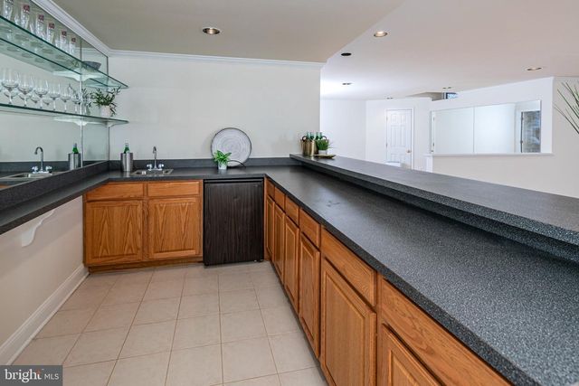 497 CHRISTOPHER DR, Princeton, NJ 08540