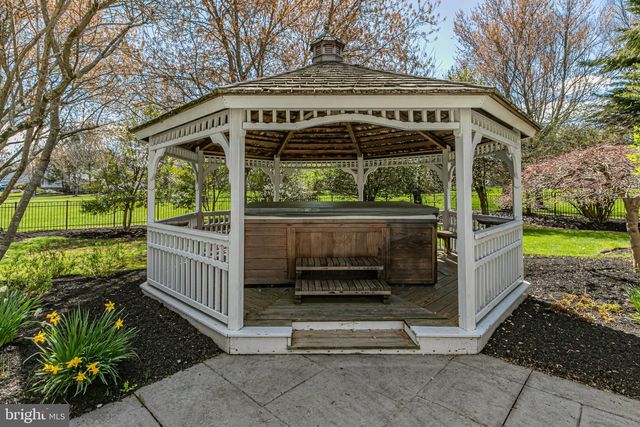 497 CHRISTOPHER DR, Princeton, NJ 08540
