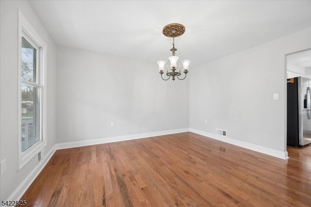 315 Hudson Ave, Hopatcong Boro, NJ 07843