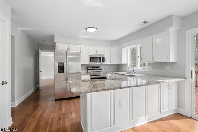 315 Hudson Ave, Hopatcong Boro, NJ 07843