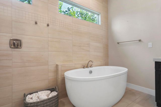 81660 Chant Court, La Quinta, CA 92253